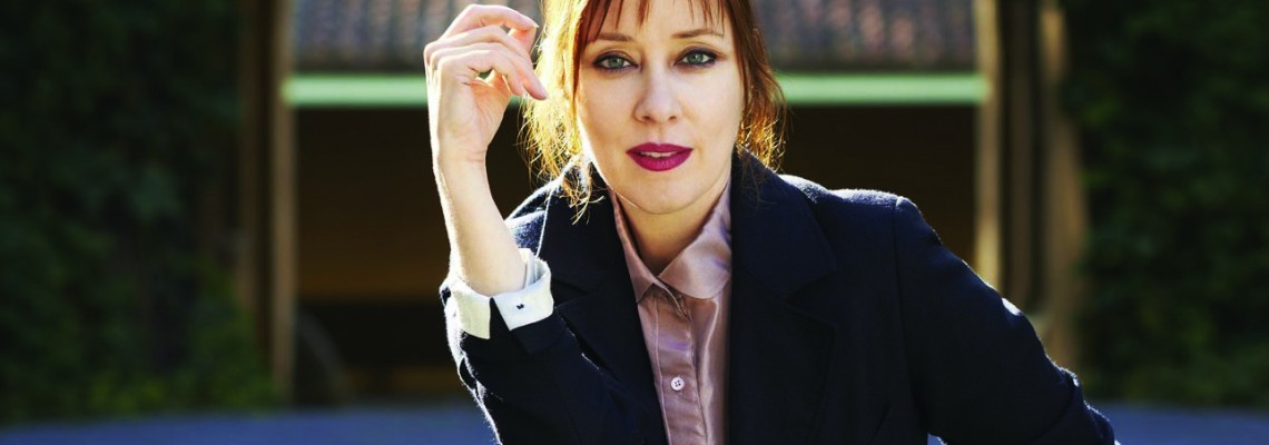 SuzanneVega